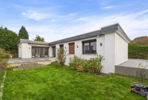 CAM03687G0-PR0275-STILL009