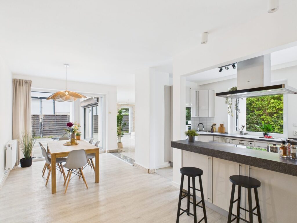 Wohn,- Ess,- Küchenbereich