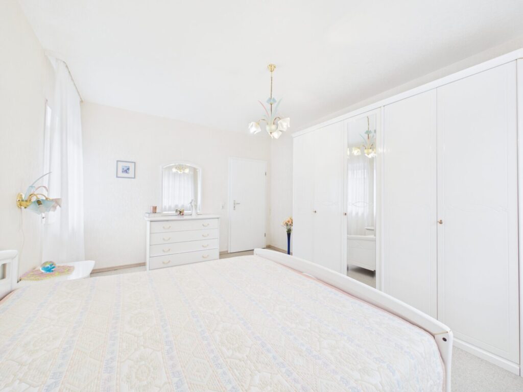 Schlafzimmer EG