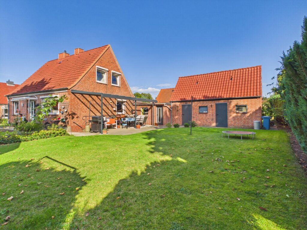 Terrasse, Garten, Garage